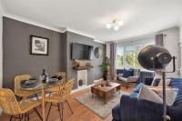 B&B Kent - Stylish Maisonette near the heath with Free parking & Wi-Fi - Bed and Breakfast Kent