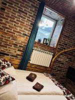 Large Double Room - Basement