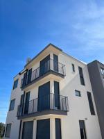 Apartment mit Balkon