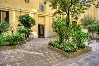 JOIVY Tasteful flat with balcony - B&B