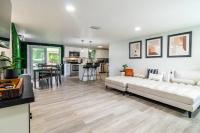 Plant City Modern Soho Farmhouse- Event Friendly - B&B Plant City