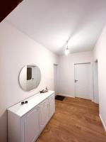 Mevin's Portside Apartment - Ferienwohnung