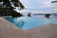 Casa Moderna con Piscina Climatizada Altos del María - Chambres d’hôtes Sorá