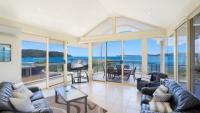 B&B Ettalong Beach - Contempory Penthouse - Waterfront Umina Beach - Bed and Breakfast Ettalong Beach