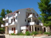 B&B Vrboska - Apartments Pinus - Bed and Breakfast Vrboska