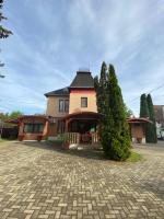 Fehér Hattyú Panzió - B&B Orosháza