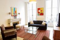 Condillac - Localisation exceptionnelle 2 chambres avec ascenseur et Parking - Chambres d’hôtes Bordeaux