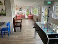 The Elmfield, 8 Bed Villa with heated indoor Swimming Pool and Cocktail Bar - B&B Ilfracombe