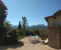 B&B Crest - Villa confort, vue d'exeption, montagne, jardin - Bed and Breakfast Crest