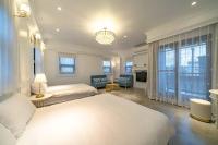 Quadruple Room with Bath