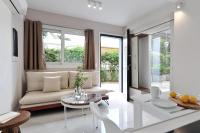 Alekos Luxury Suites - Free 24hr Transformation From To Airport - B&B Loutsa