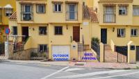 Casa Jardín - residential area -free parking outdoor- Málaga Este - B&B Málaga