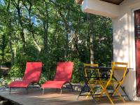 B&B Saint-Alban-Auriolles - Le Mazet, studio avec terrasse - Bed and Breakfast Saint-Alban-Auriolles