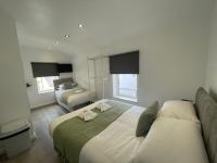 Camera Familiare con Bagno Privato