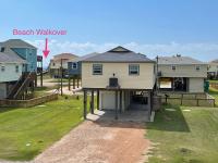 Sunshine DayDream by SurfBreakLLC - Bed and Breakfast Surfside Beach