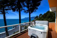 Gorgeous Oceanview, by OceanviewHotTubs Oceanfront! Shelter Cove, CA Tesla EV Station - B&B Shelter Cove
