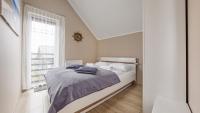 One-Bedroom Apartment 4B/26E