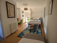 Triple Room with Private Bathroom