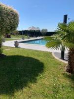 Studio indépendant avec piscine et jardin - Ferienwohnung L'Abergement-Sainte-Colombe