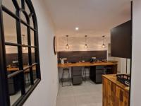 Apt moderne en plein centre-ville - B&B Saint-Claude