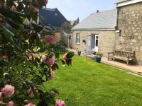 B&B Saint Ives - Spacious flat St Ives former farmhouse, parking - Bed and Breakfast Saint Ives