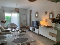 B&B Aix-les-Bains - Jolie T2 en rez-de-jardin a 150m du lac - Bed and Breakfast Aix-les-Bains