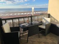 Grand studio pour 4 face à la mer - B&B