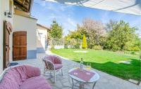 B&B Ferrere - Gorgeous Home In Ferrere With Kitchen - Bed and Breakfast Ferrere