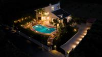 Gregorys Private Luxury Villa with Heated Pool & Gardens - Ferienwohnung SFakianalíon