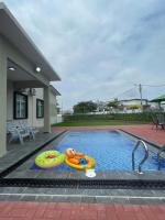 LAMAN KASEH Homestay Bukit Katil 4bedroom with Swimming Pool - Ferienwohnung