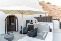 Executive Suite with Outdoor Hot Tub - Kanava