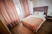 Queen Apartment Athenee - B&B Bucharest