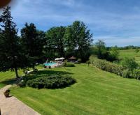 Apartment mit Terrasse