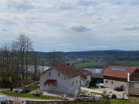 Appartement 4-6 personnes, vue lac - B&B Montperreux