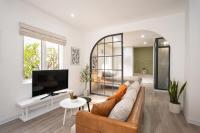 Annam Lakeside - Apartment Hanoi Central - B&B Hanoi