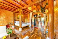 King Room with Garden View