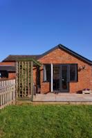 B&B Hereford - Cwm Lodge, an idyllic retreat in the heart of Herefordshire! - Bed and Breakfast Hereford