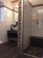 Ferienhaus mit Kamin und idyllischem Garten - Ferienwohnung Fünfhausen