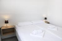 Two-Bedroom Apartment with Private Jacuzzi