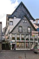 B&B Monschau - Burghotel - Bed and Breakfast Monschau