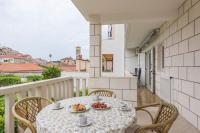Apartment in Hvar town historic center - B&B