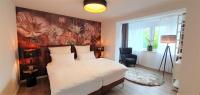 B&B Karlsruhe - Blumen(t)raum Ferienwohnung 2 - Bed and Breakfast Karlsruhe