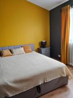 FLOWER HOUSE - Bed and Breakfast