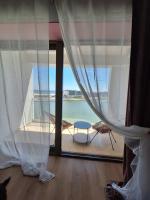 Emmaia Sunrise Luxury Appartment - B&B