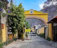 B&B Antigua Guatemala - Casa la Ermita - Bed and Breakfast Antigua Guatemala