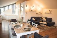 Chiemsee Apartments - B&B Altenmarkt an der Alz