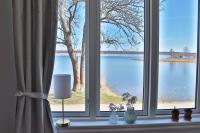 Captivating Harbor View Suite - B&B Östhammar