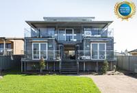 The Palings at Culburra I Pet Friendly Masterpiece - B&B Culburra Beach