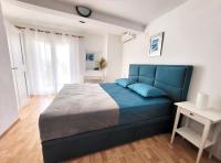 Appartamento con 2 Camere da Letto, Terrazza e Vista Mare