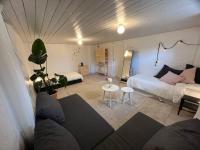 B&B Göteborg - Central living with many beds and private garden! - Bed and Breakfast Göteborg